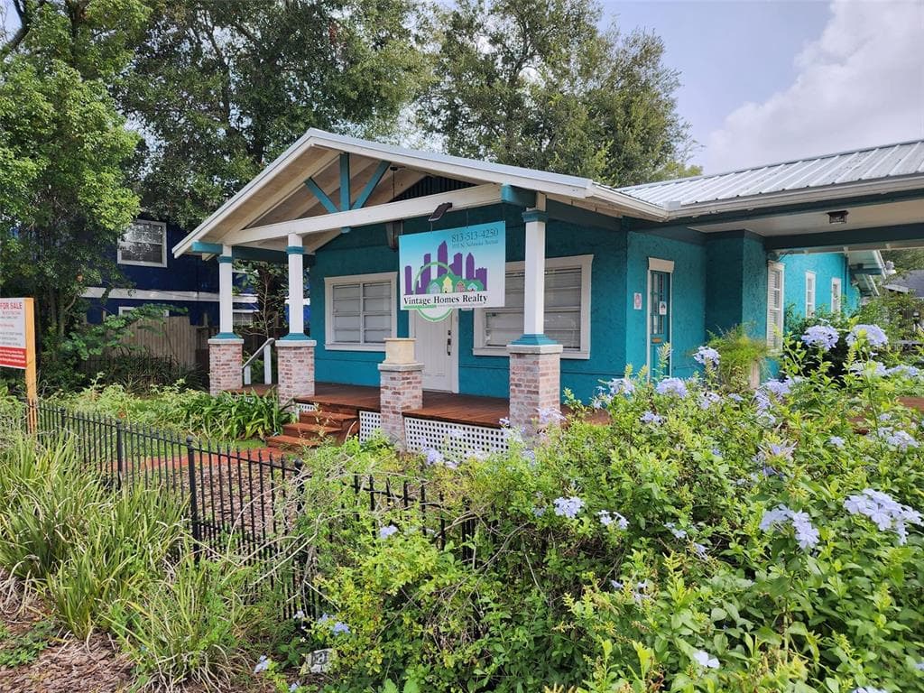 5111 N NEBRASKA AVENUE
