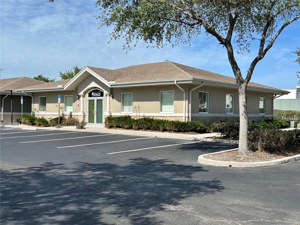 140 PINE AVENUE N OLDSMAR, FL 34677