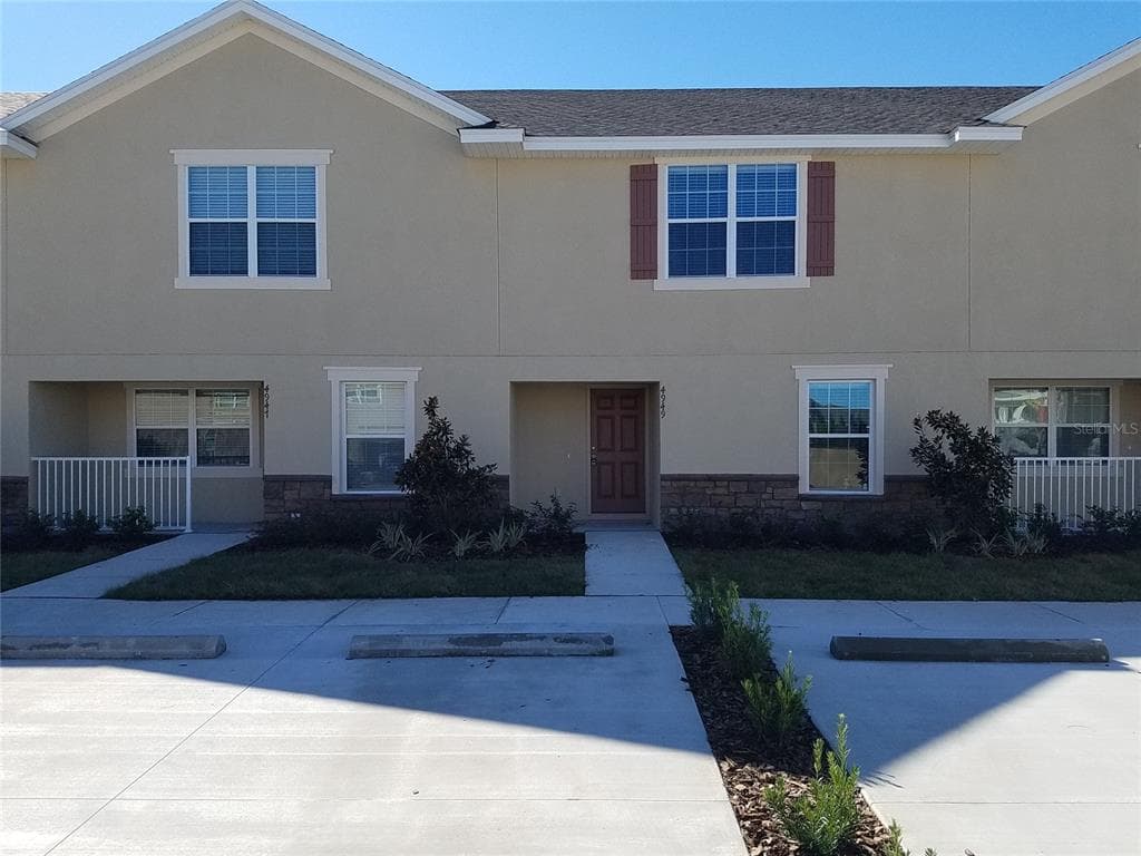 4949 WRANGLER WAY WESLEY CHAPEL, FL 33544