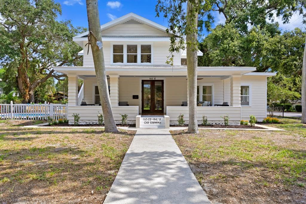 165 22ND AVENUE SE ST PETERSBURG, FL 33705