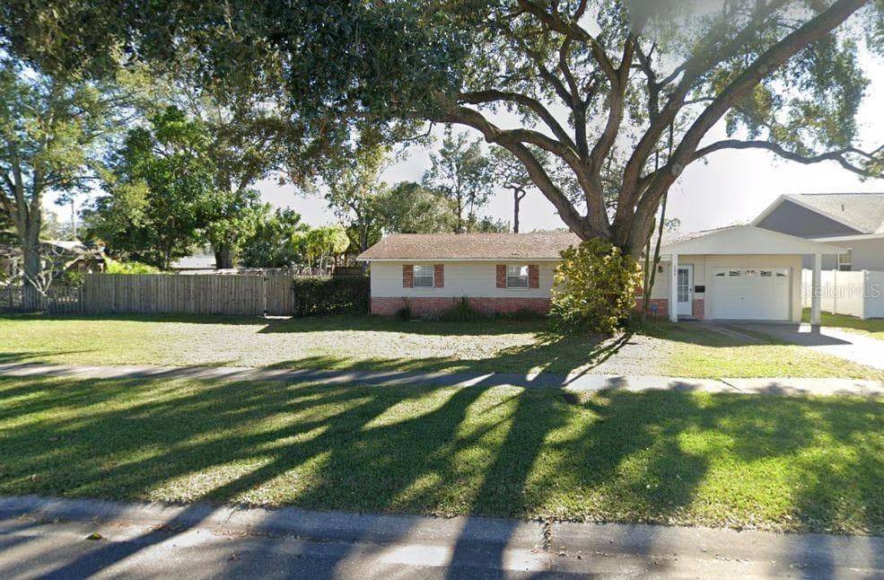 202 35TH AVENUE N ST PETERSBURG, FL 33704