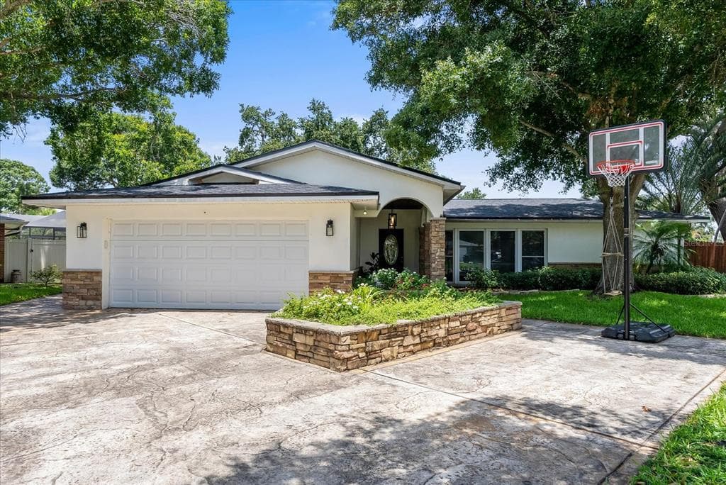 10484 138TH STREET LARGO, FL 33774