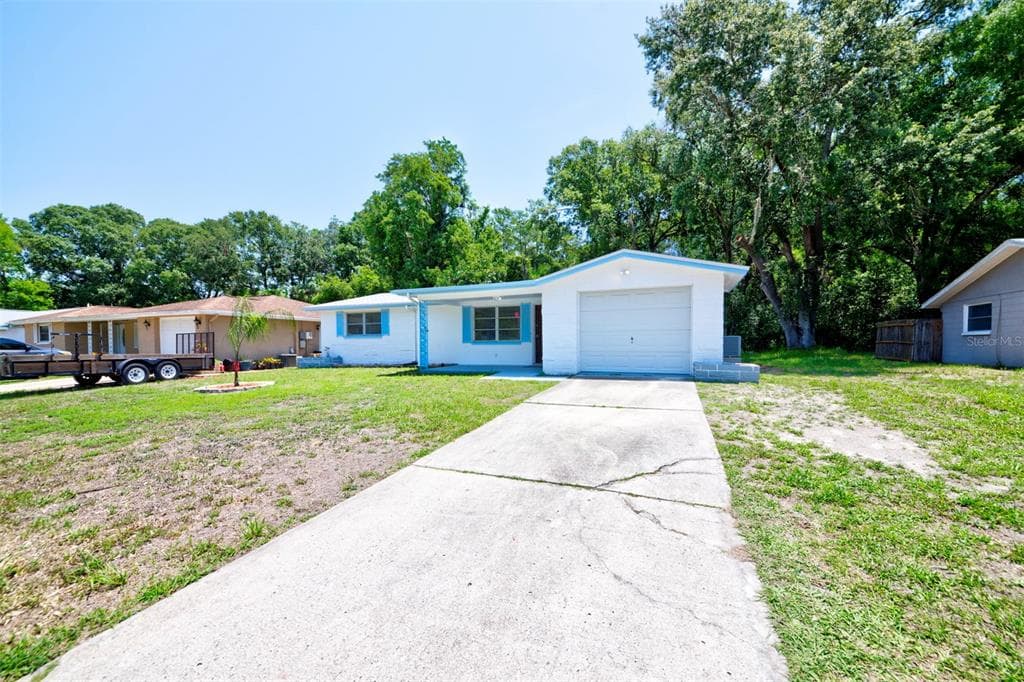 2628 FLINTWOOD DRIVE HOLIDAY, FL 34690
