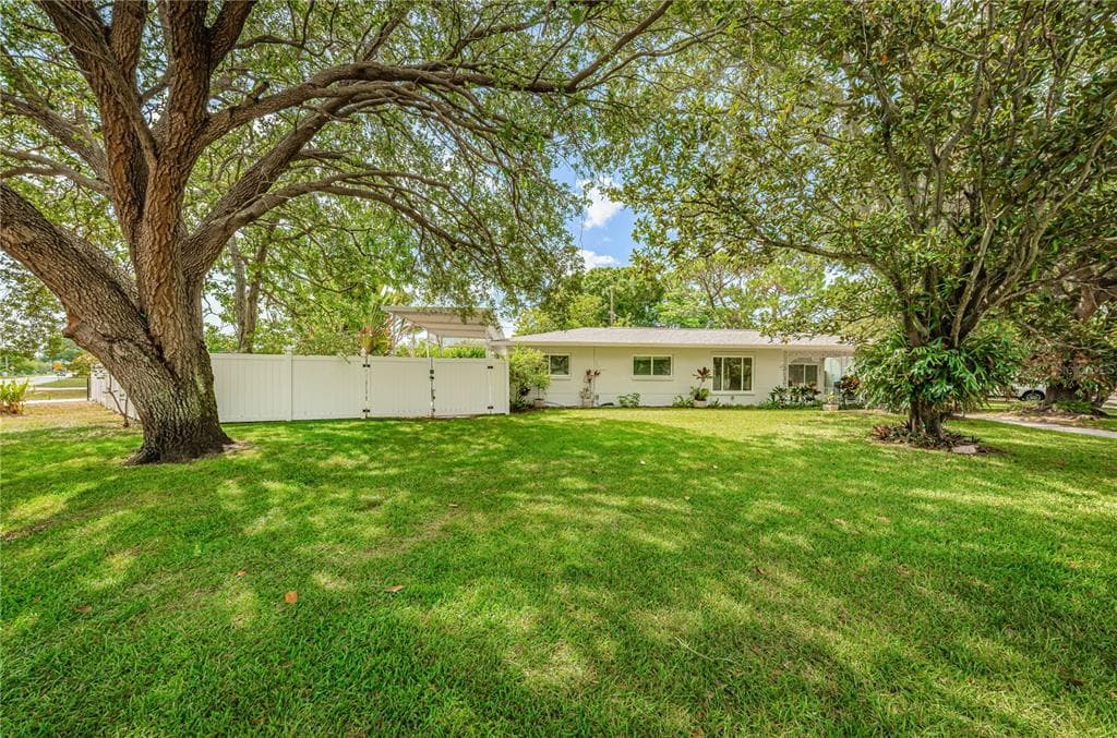 6919 16TH STREET N ST PETERSBURG, FL 33702