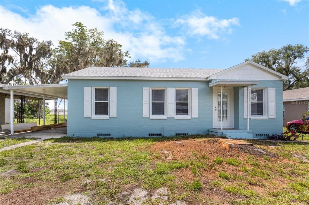 736 FAIRWAY AVENUE LAKELAND, FL 33801
