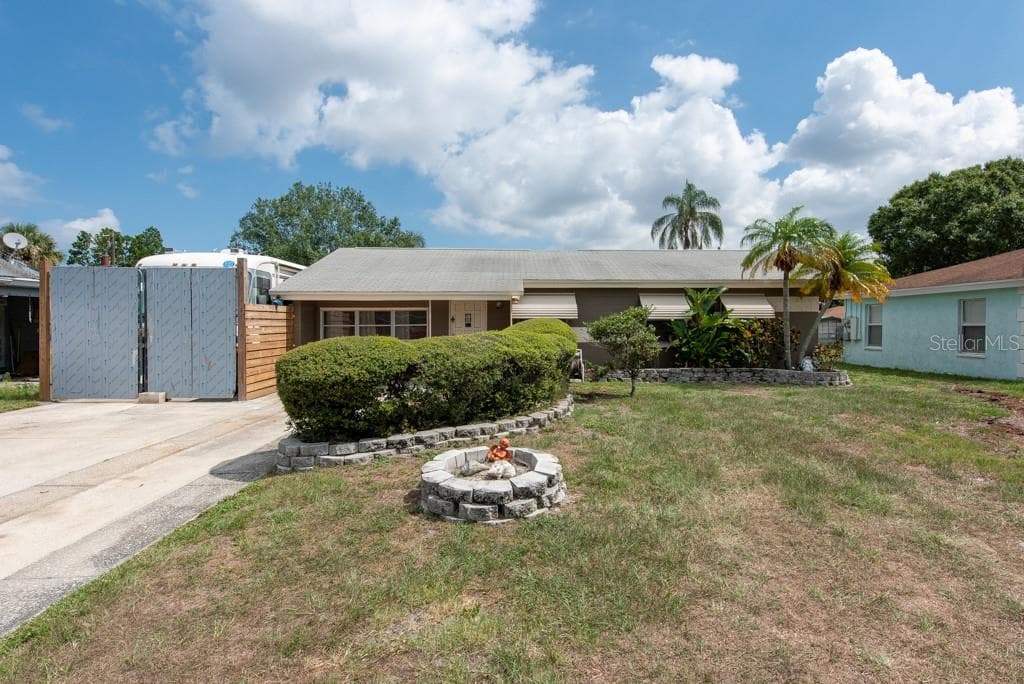 4007 W OKLAHOMA AVENUE TAMPA, FL 33616