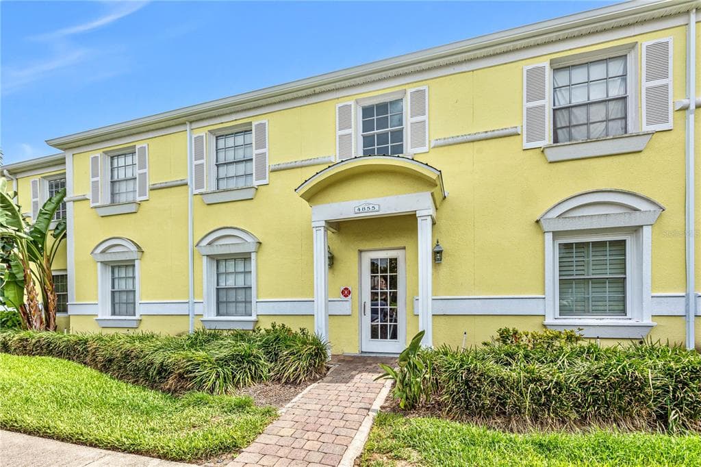 4855 COBIA DRIVE SE UNIT C ST PETERSBURG, FL 33705