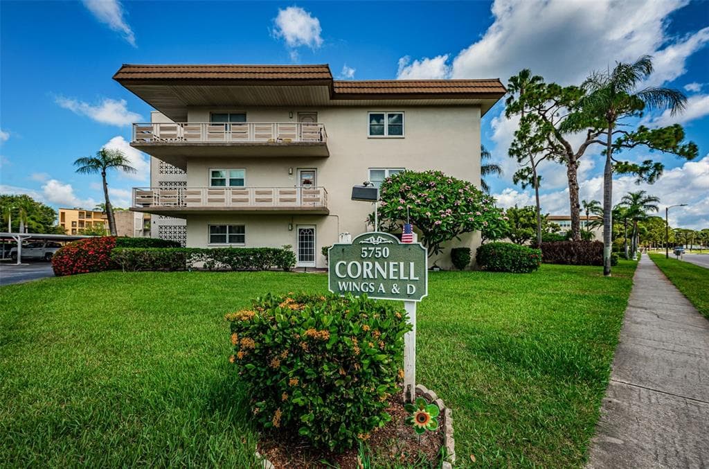 5750 80TH STREET N UNIT D203 ST PETERSBURG, FL 33709