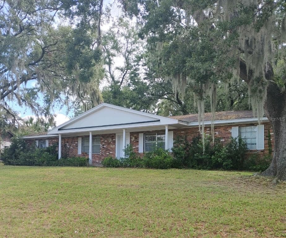 2272 LAKE BREEZE DRIVE HAINES CITY, FL 33844