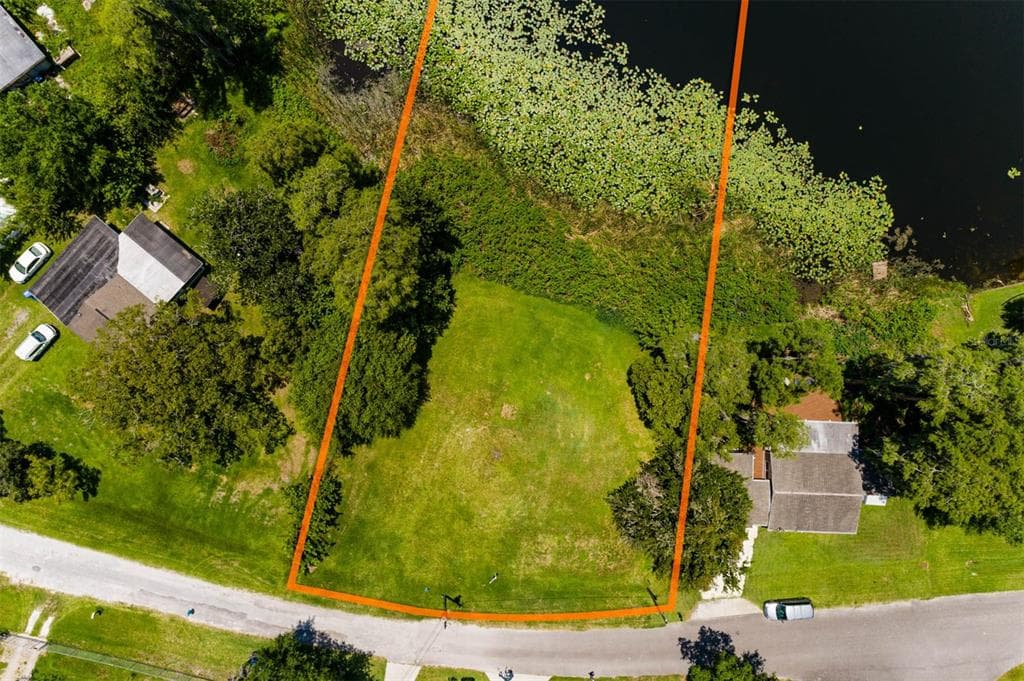 21414 LAKE SHARON DRIVE LAND O LAKES, FL 34638