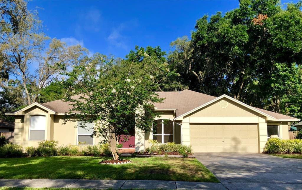 1543 WATERWOOD DRIVE LUTZ, FL 33559