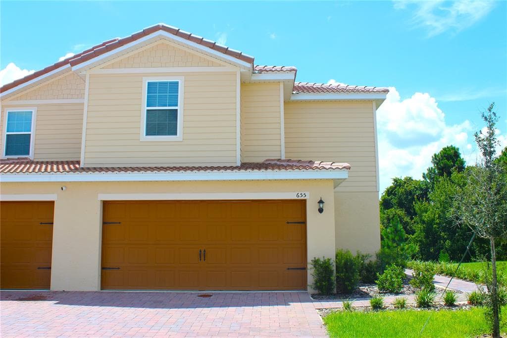 655 BAY LEAF DRIVE POINCIANA, FL 34759