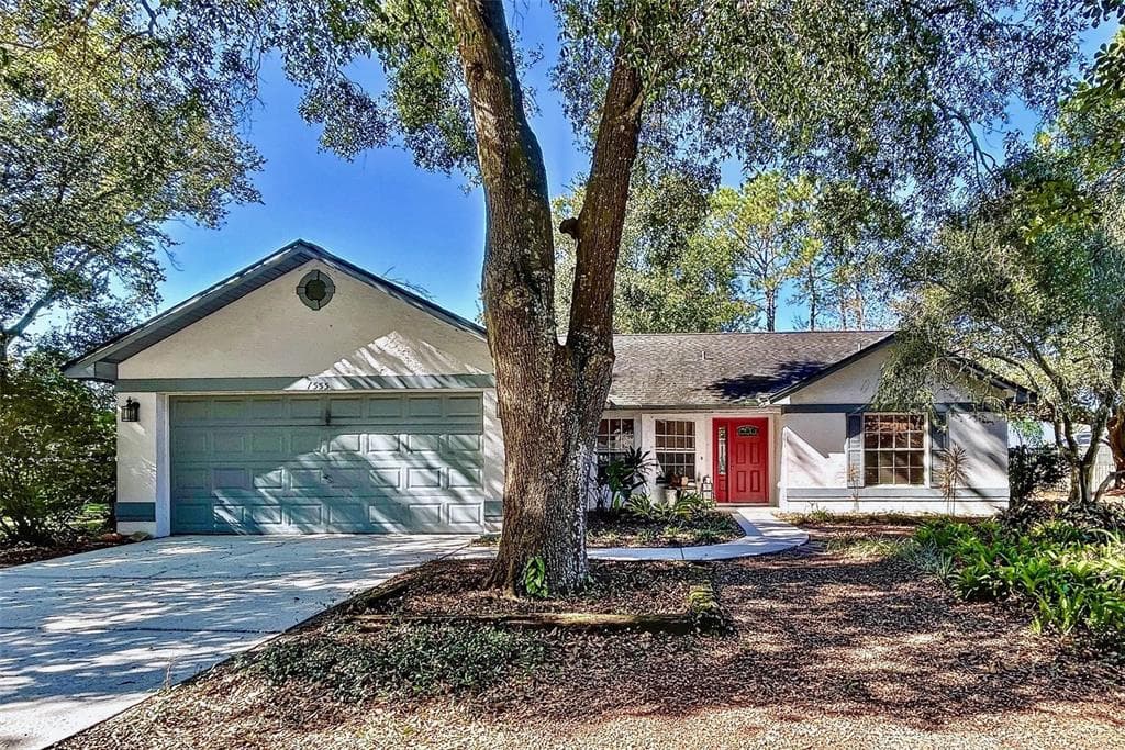 1555 NORWICK DRIVE LUTZ, FL 33559