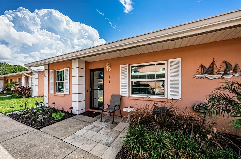 2250 DRUID ROAD E UNIT 301 CLEARWATER, FL 33764