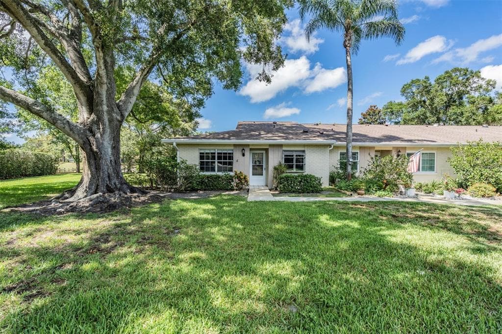 1084 DUNROBIN DRIVE UNIT A PALM HARBOR, FL 34684