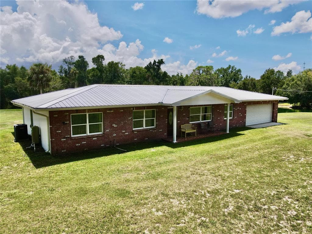 809 E KEYSVILLE ROAD PLANT CITY, FL 33567