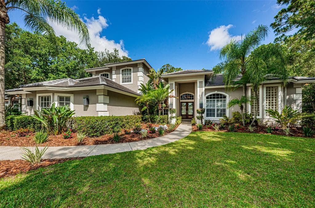 5217 ENCLAVE DRIVE