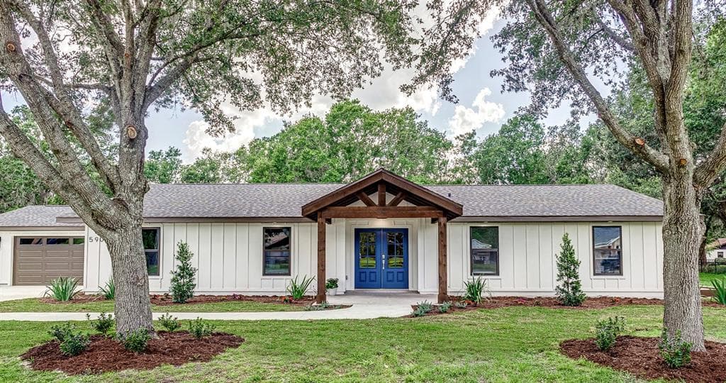 5907 LAUREL OAK DR LAKELAND, FL 33811