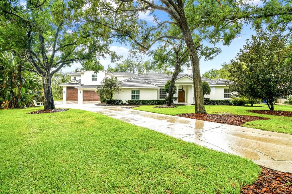 7563 ALISTER MACKENZIE DRIVE SARASOTA, FL 34240