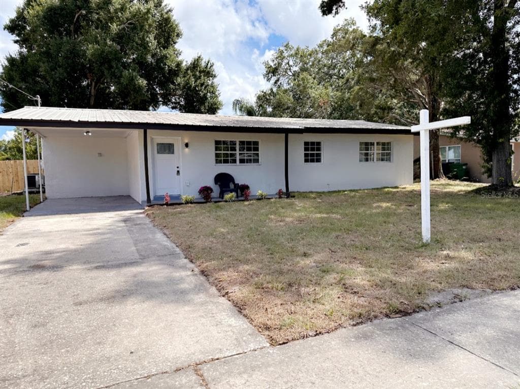 4104 W WISCONSIN AVENUE TAMPA, FL 33616