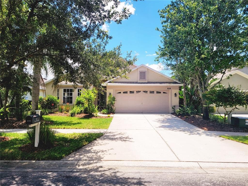 608 STRAW LAKE DRIVE BRANDON, FL 33510