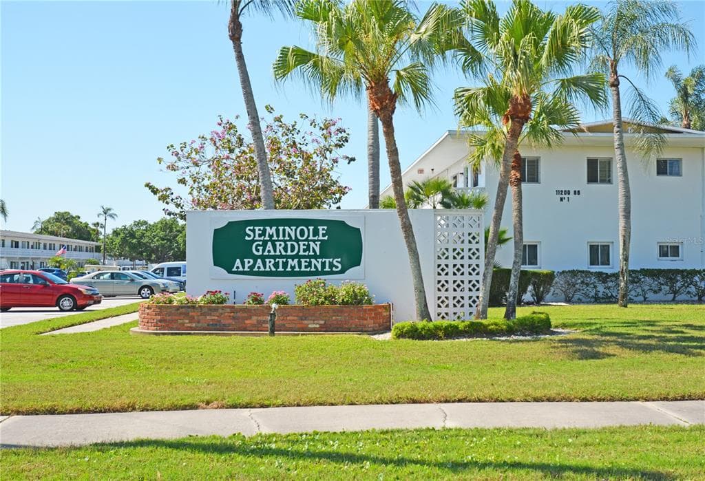 11100 86TH AVENUE UNIT 206 SEMINOLE, FL 33772