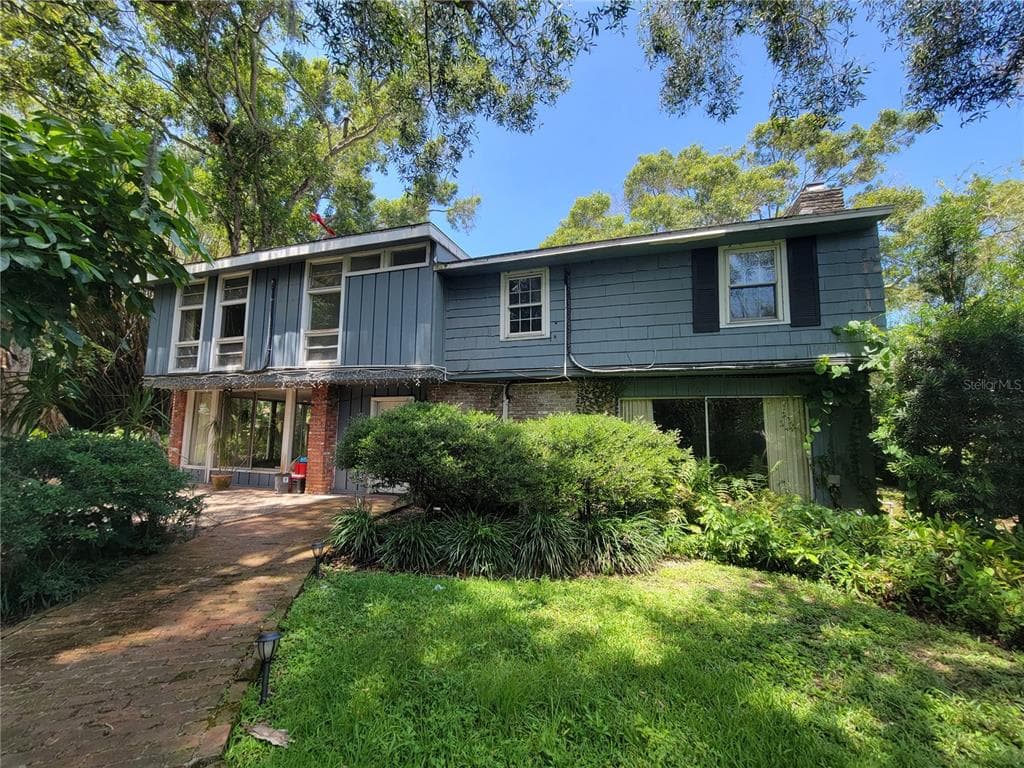 3000 58TH AVENUE N ST PETERSBURG, FL 33714