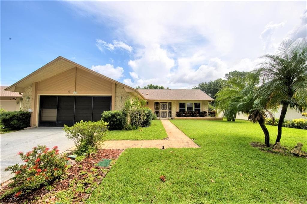1602 GLENGARRY DRIVE