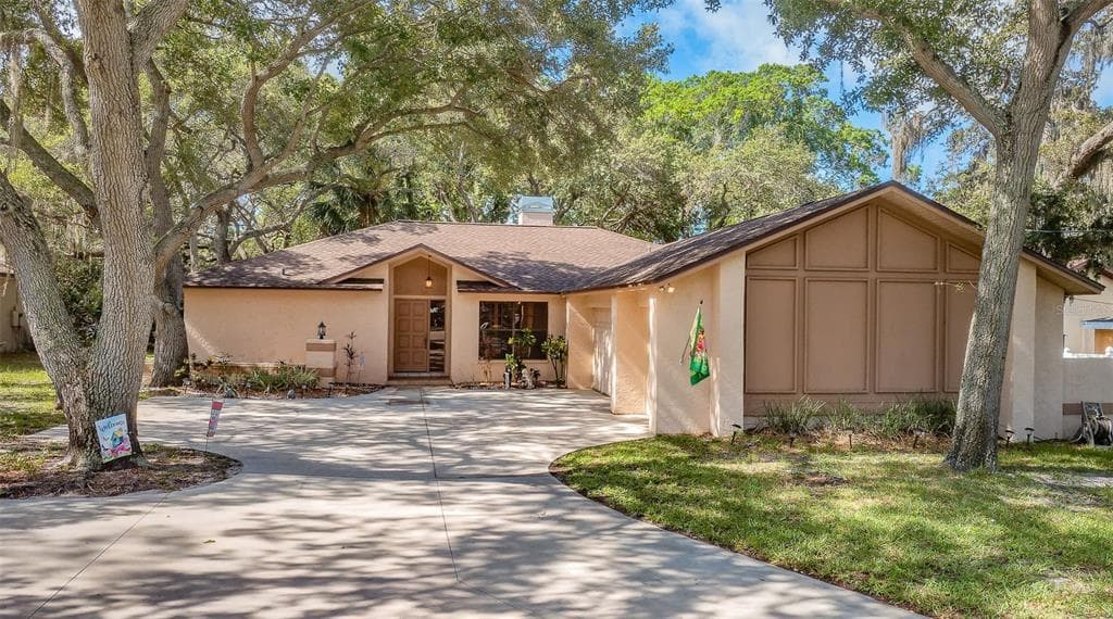 11272 54TH AVENUE N ST PETERSBURG, FL 33708