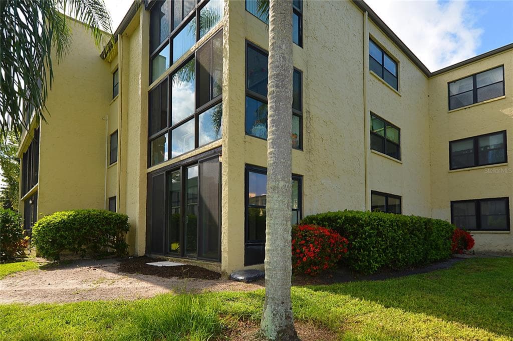 14130 ROSEMARY LANE UNIT 4110 LARGO, FL 33774