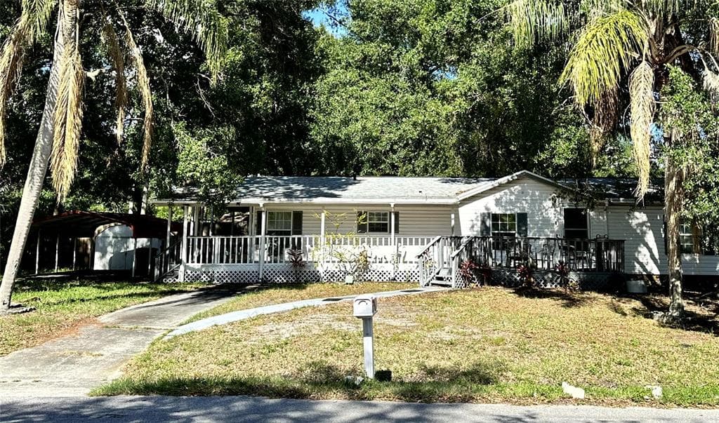 5203 N MENDENHALL DRIVE TAMPA, FL 33603