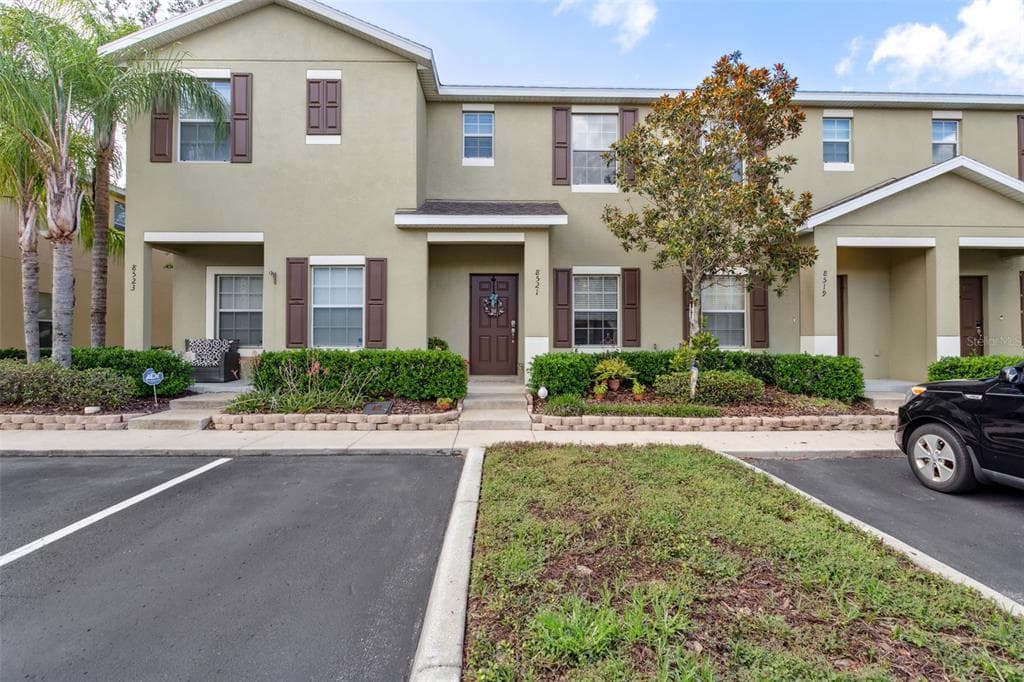 8521 BRUSHLEAF WAY TAMPA, FL 33647