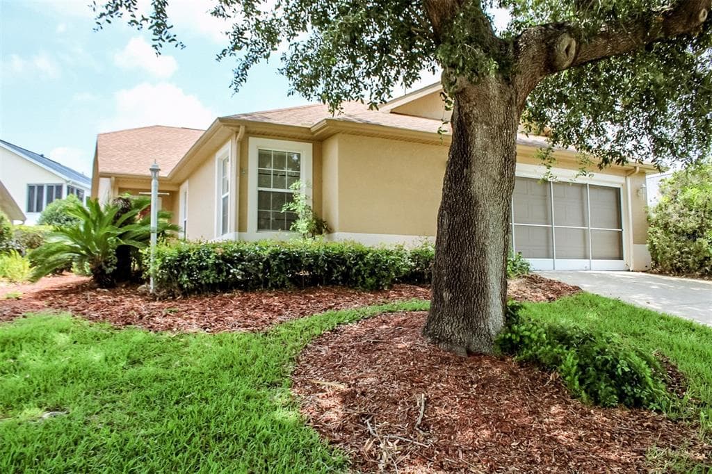 523 W LARCHMONT COURT BEVERLY HILLS, FL 34465