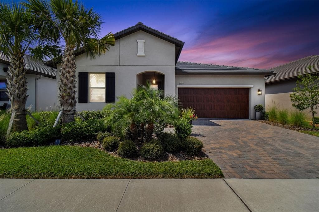 31519 CANNON RUSH DR SAN ANTONIO, FL 33576