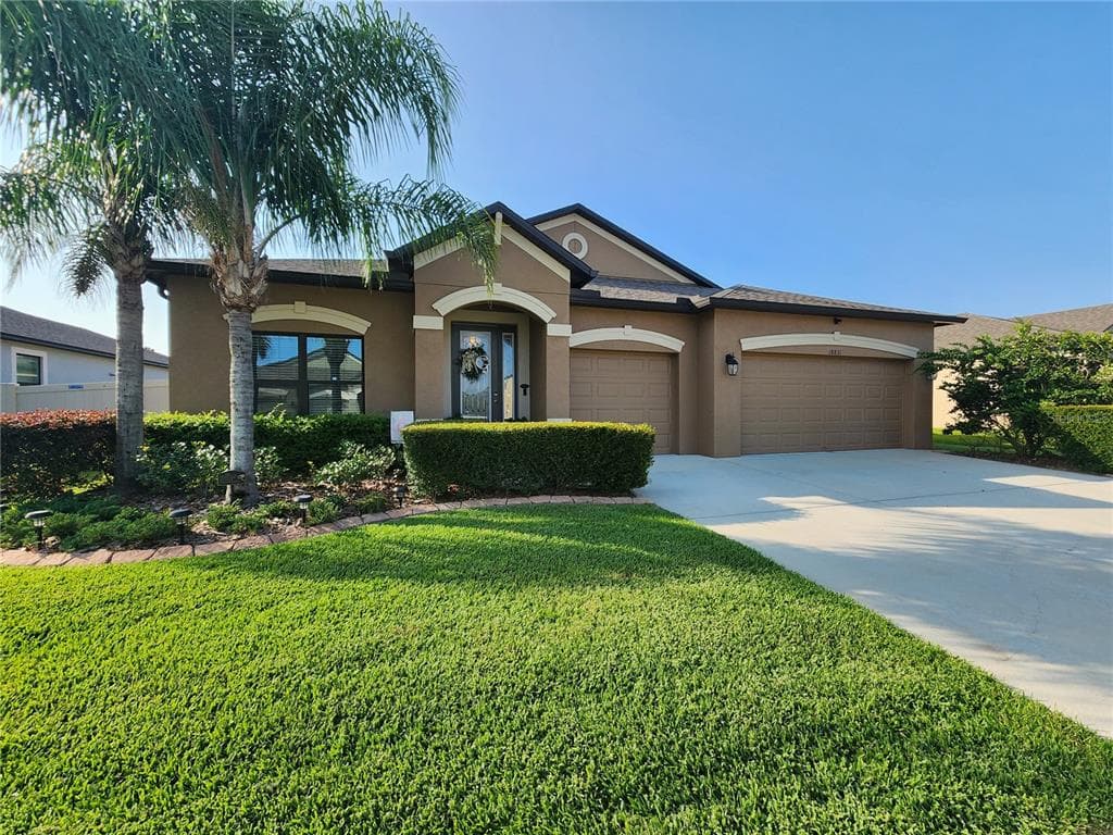 18831 MALINCHE LOOP SPRING HILL, FL 34610