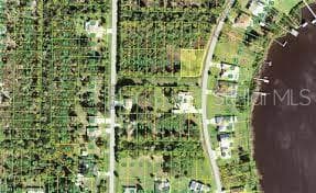 2433 HARBOUR DRIVE PUNTA GORDA, FL 33983