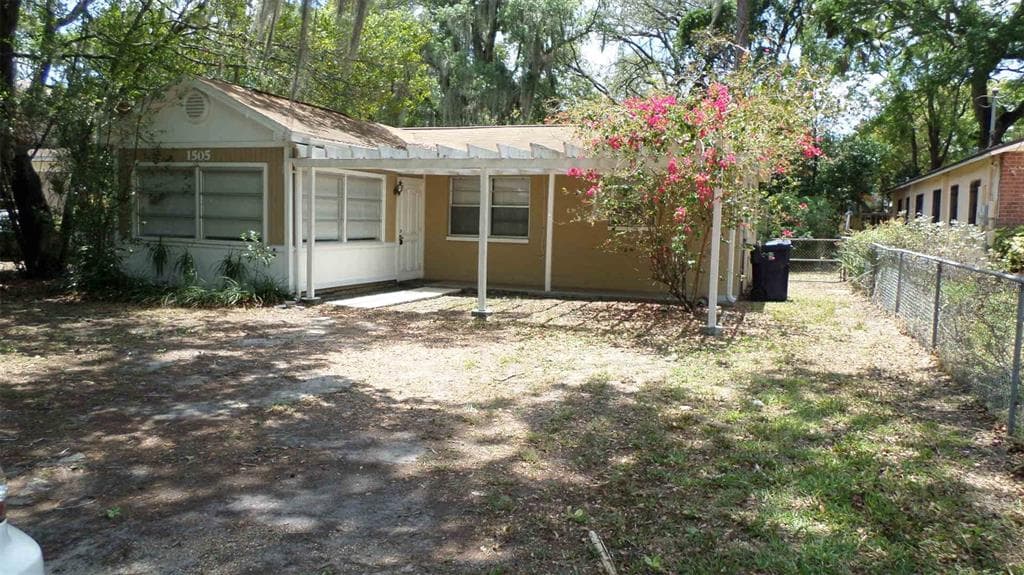 1505 E POINSETTIA AVENUE TAMPA, FL 33612