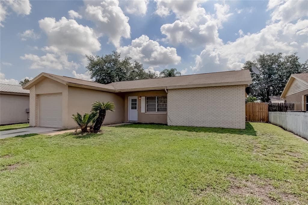 1007 PINE RIDGE CIRCLE BRANDON, FL 33511