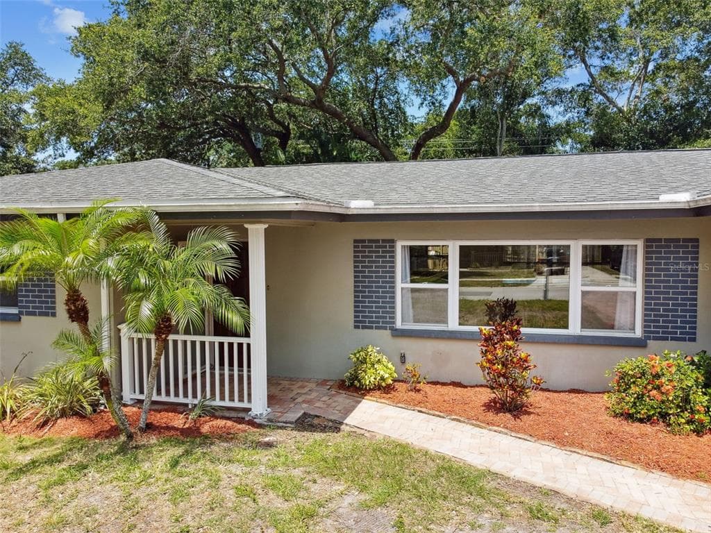 1462 MORROW DRIVE CLEARWATER, FL 33756