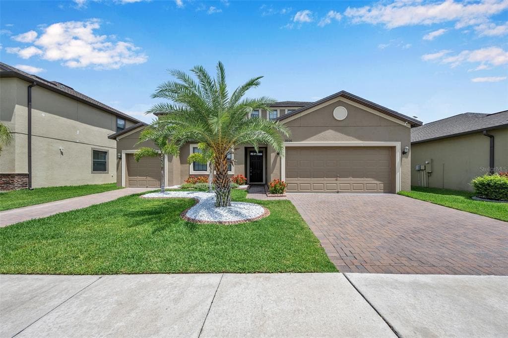 9906 SMARTY JONES DRIVE RUSKIN, FL 33573