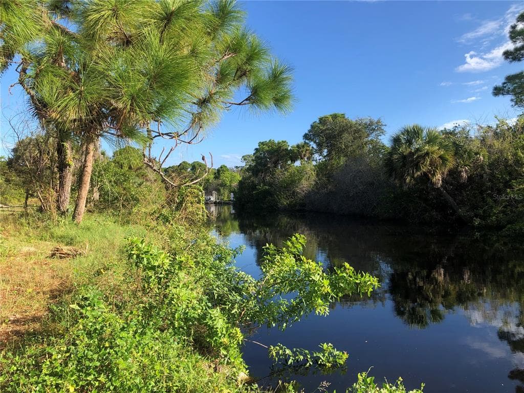 2296 HALE STREET PORT CHARLOTTE, FL 33953