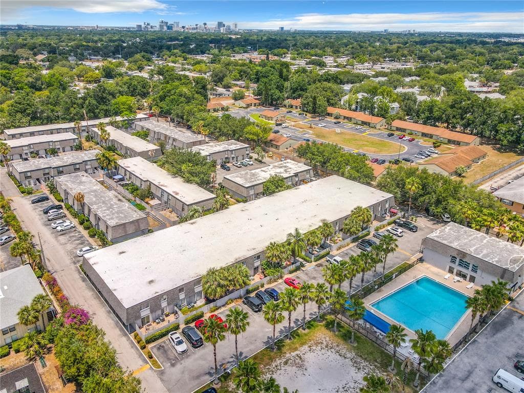 1928 S CONWAY ROAD UNIT 24 ORLANDO, FL 32812