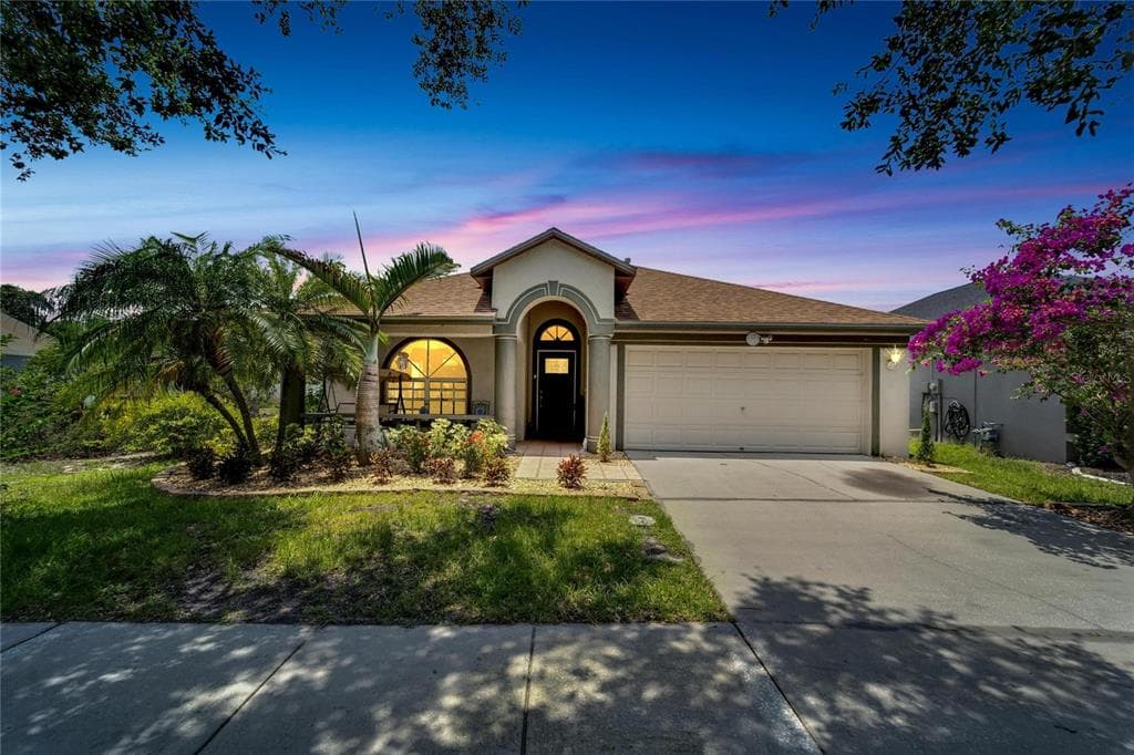 12417 ADVENTURE DRIVE RIVERVIEW, FL 33579