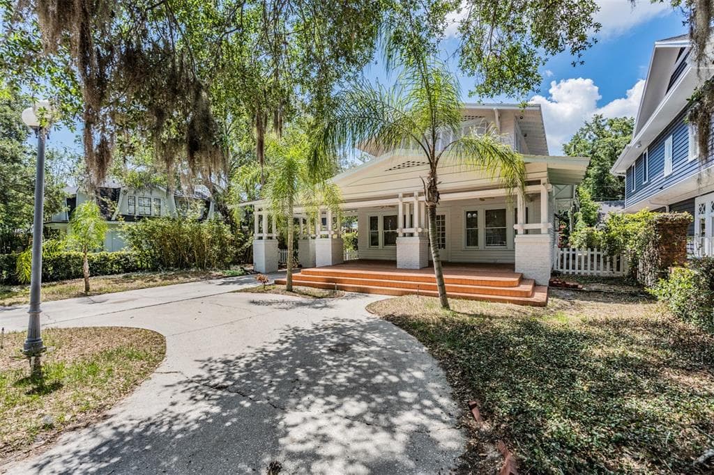 2910 W VILLA ROSA PARK