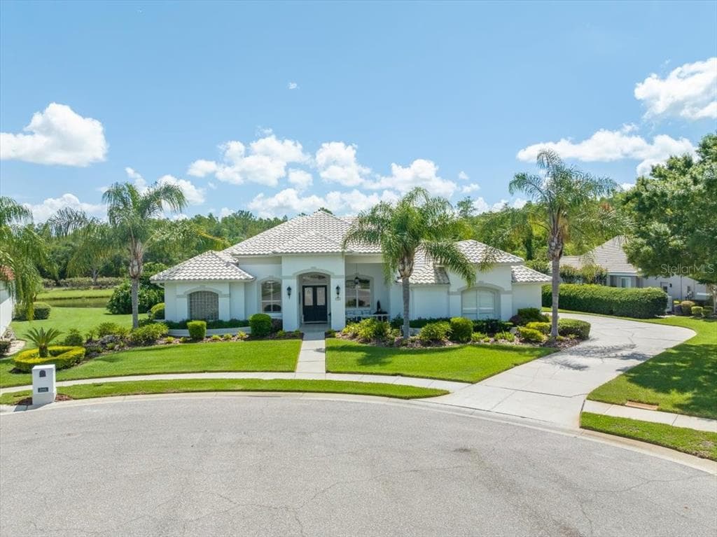 5401 AVENUE SIMONE LUTZ, FL 33558