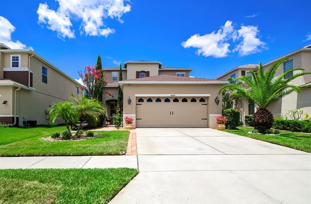 18819 SUNTERRA DRIVE LAND O LAKES, FL 34638