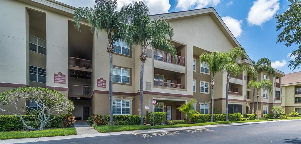 1600 VILLA CAPRI CIRCLE UNIT 102 ODESSA, FL 33556