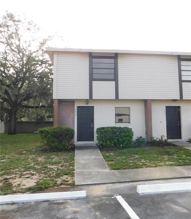2029 PINE CHACE COURT TAMPA, FL 33613