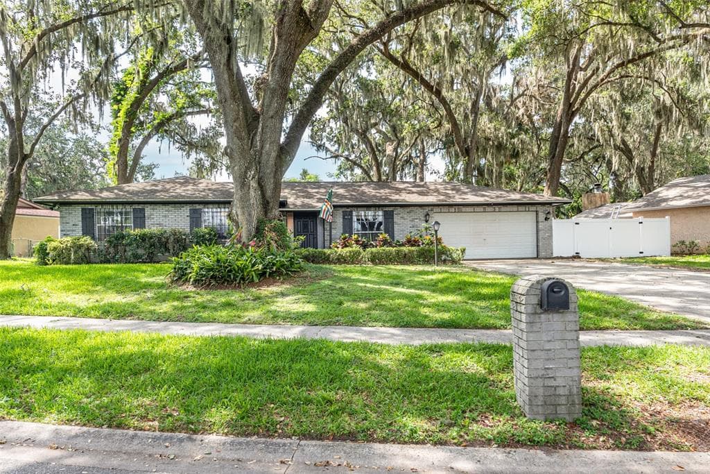 617 ROOKS ROAD SEFFNER, FL 33584