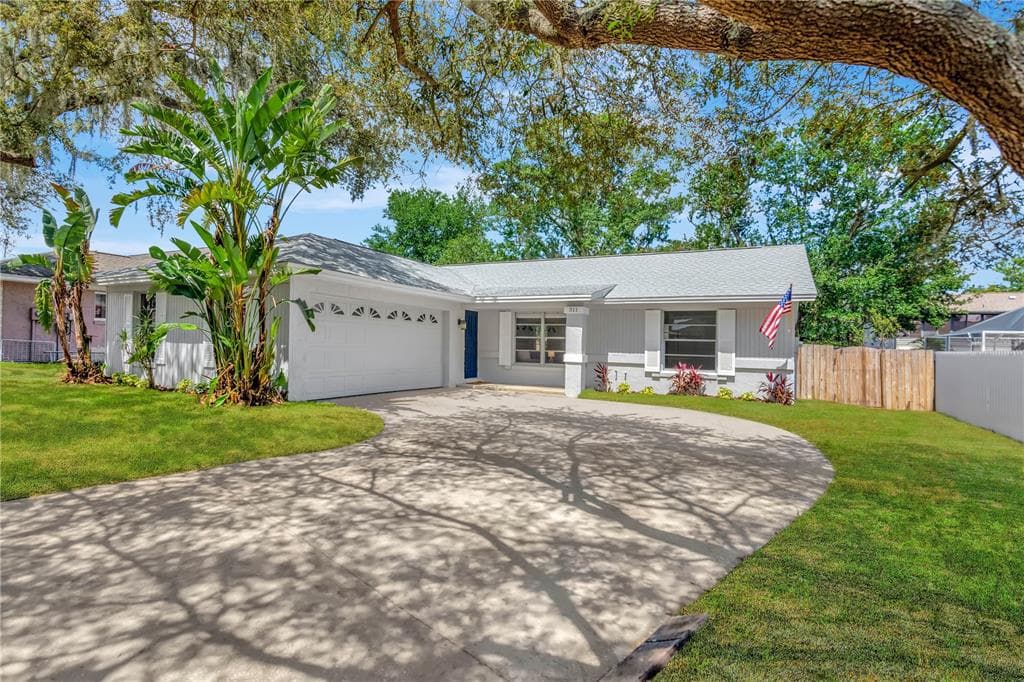 311 FOXWOOD DRIVE BRANDON, FL 33510